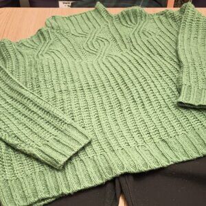 Aerie Size M Green Mock Neck Sweater